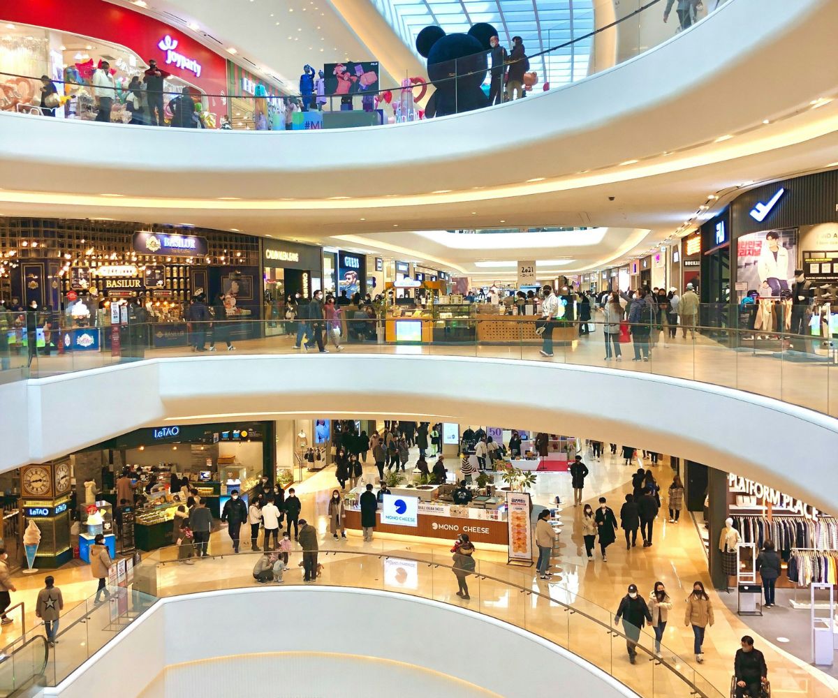 Vigilancia en empresas y plazas comerciales